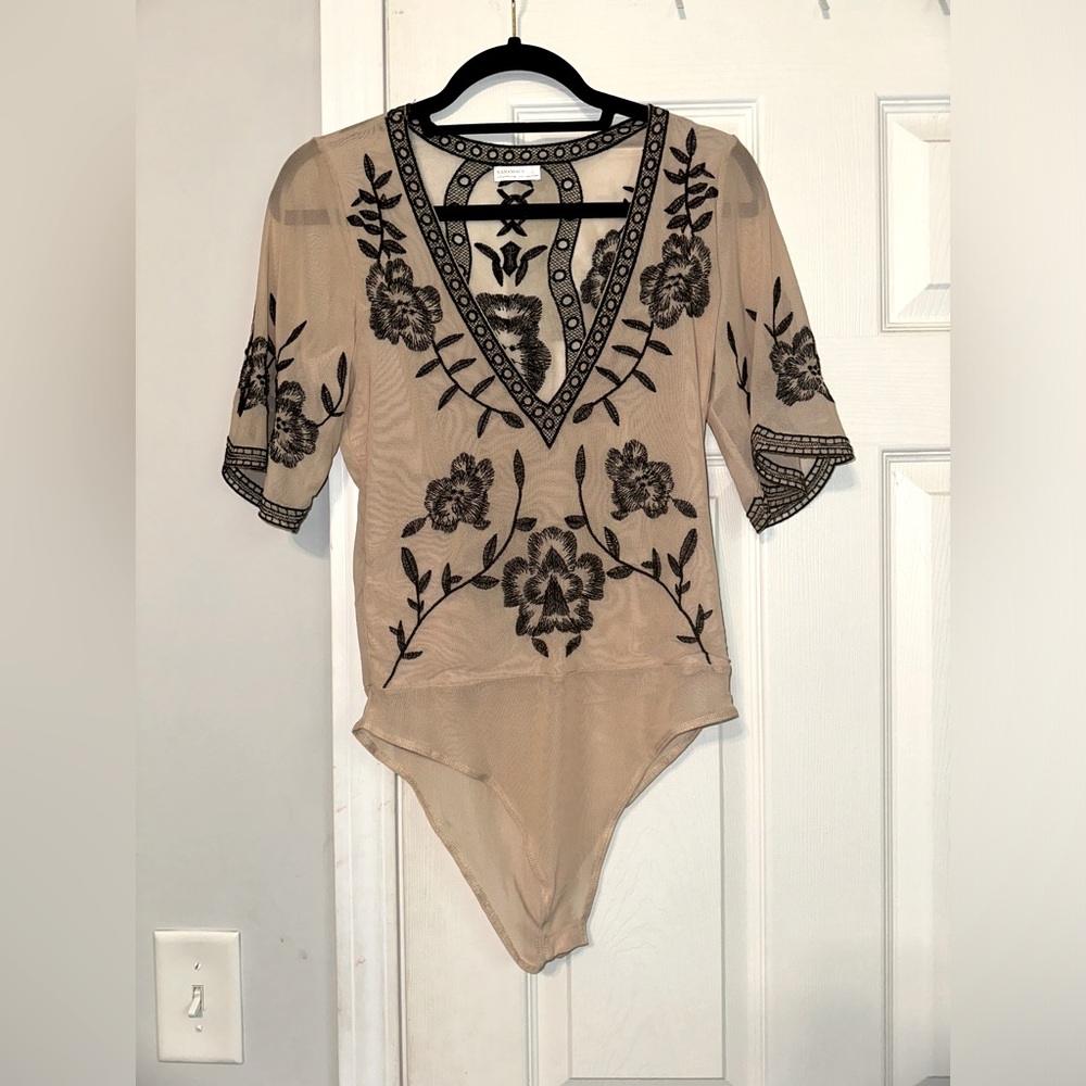 Embroidered mesh bodysuit sz M